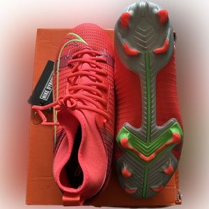 Nike Jr Superfly 8 Academy soccer cleats, size 5.5 youth